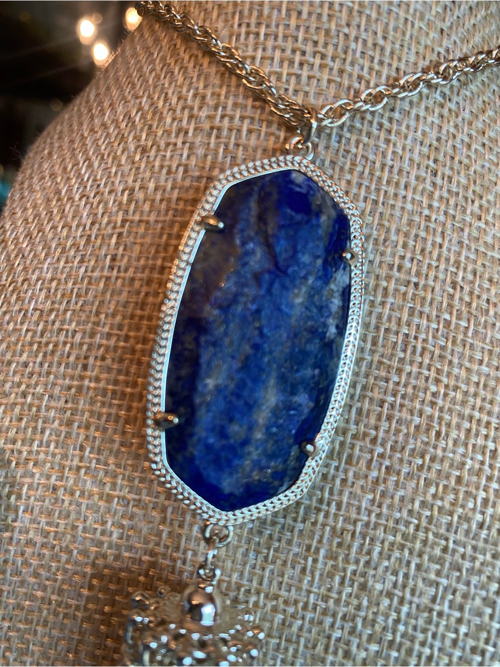 Kendra Scott Necklace - Picture 3 of 8